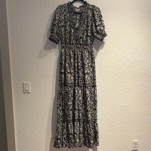 Max Studio Black and White Floral Dress